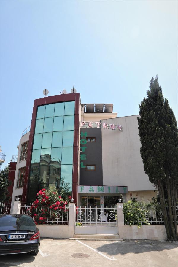 Petrov Family Hotel Nessebar Exterior foto