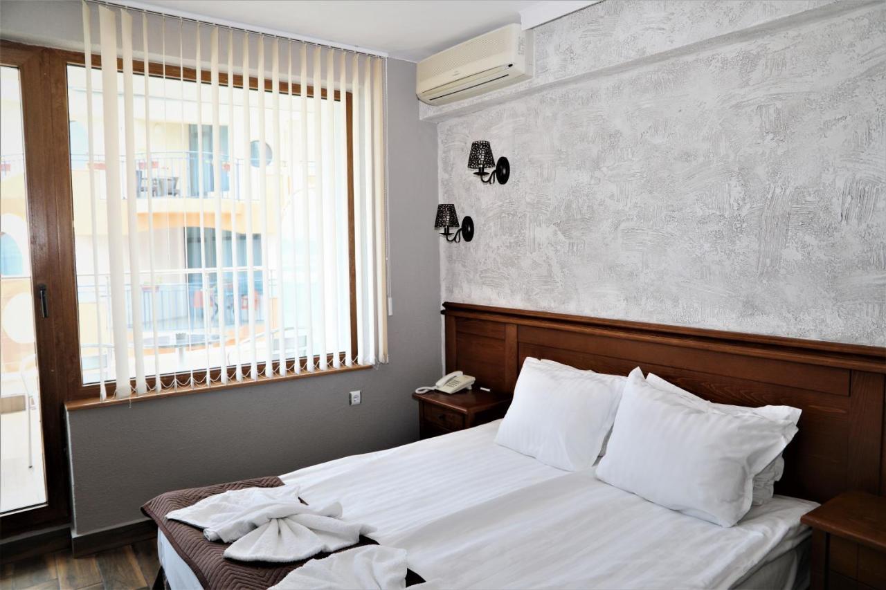 Petrov Family Hotel Nessebar Exterior foto