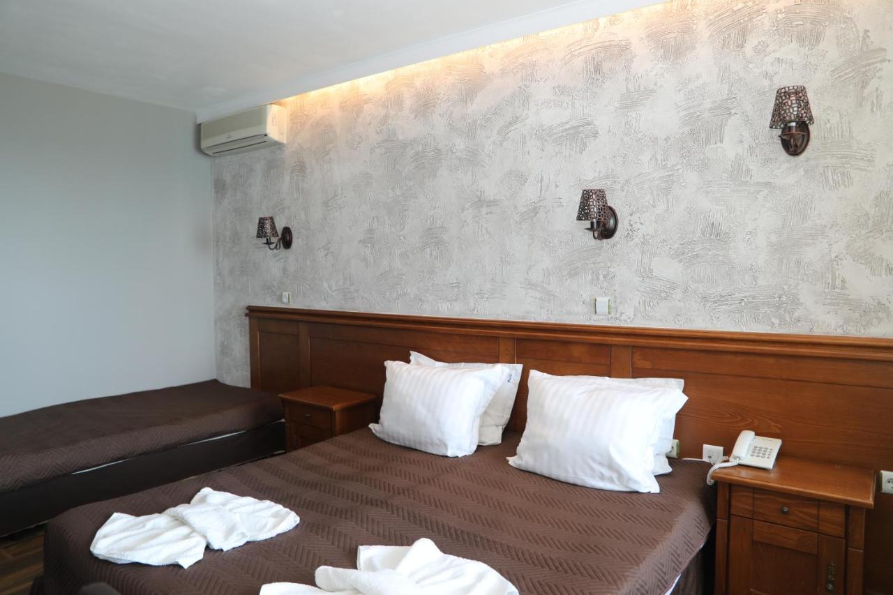 Petrov Family Hotel Nessebar Exterior foto